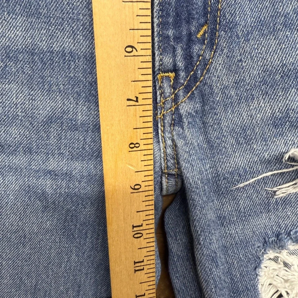 Levi's 94 Baggy Distressed Ripped Blue Denim Jeans Women's Size 23‎